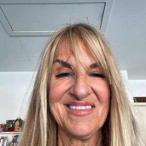 Meet your Posher, Sandy